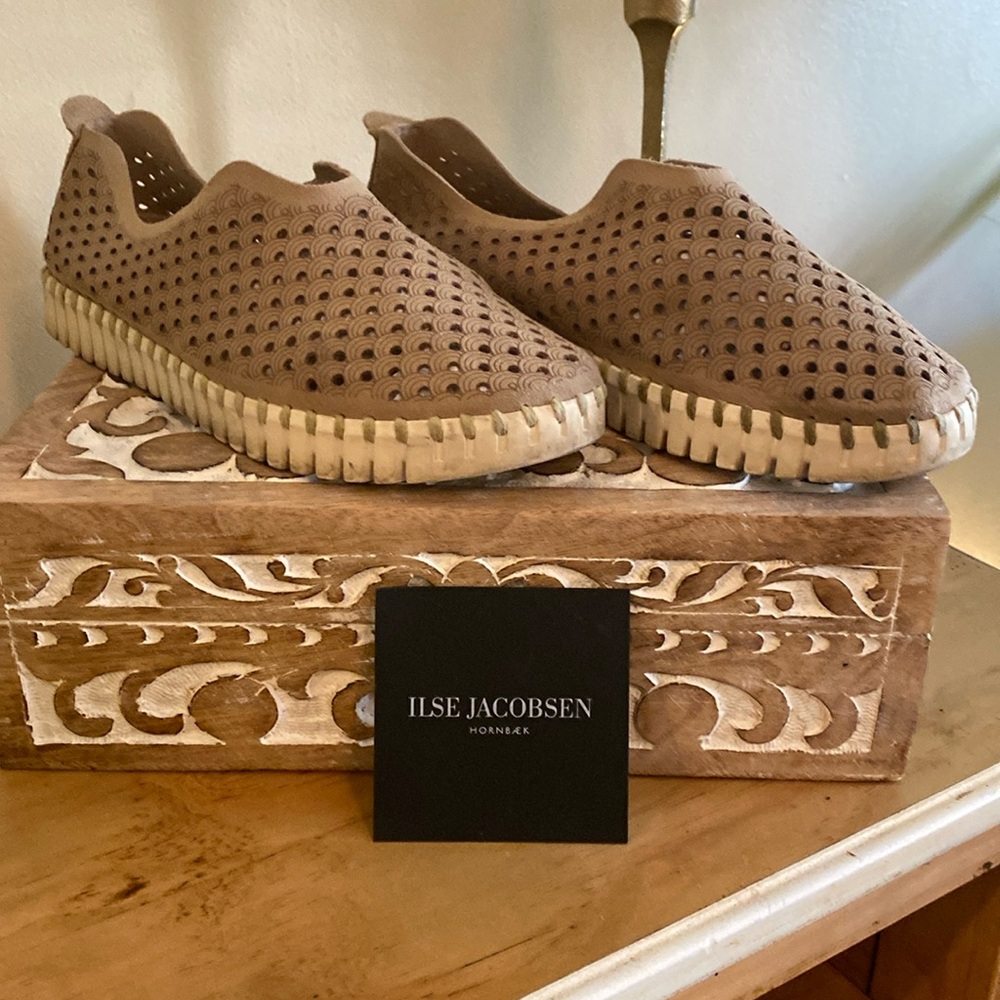 ILSE JACOBSEN SLIP ONS